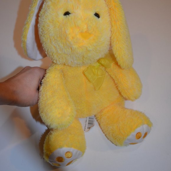 M SOFT BUNNY YELLOW Stuffed Animal Fleece Polyester Ribbon Bow - Picture 2 of 5